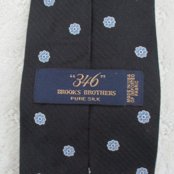 2 BROOKS BROTHERS NECKTIES! BLACK PATTERNED SILK. - Picture 3 of 8